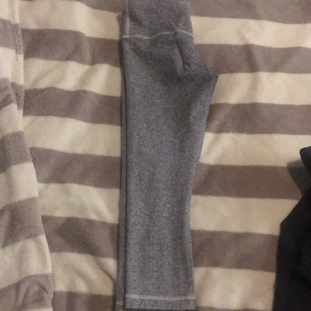 Crop workout pants